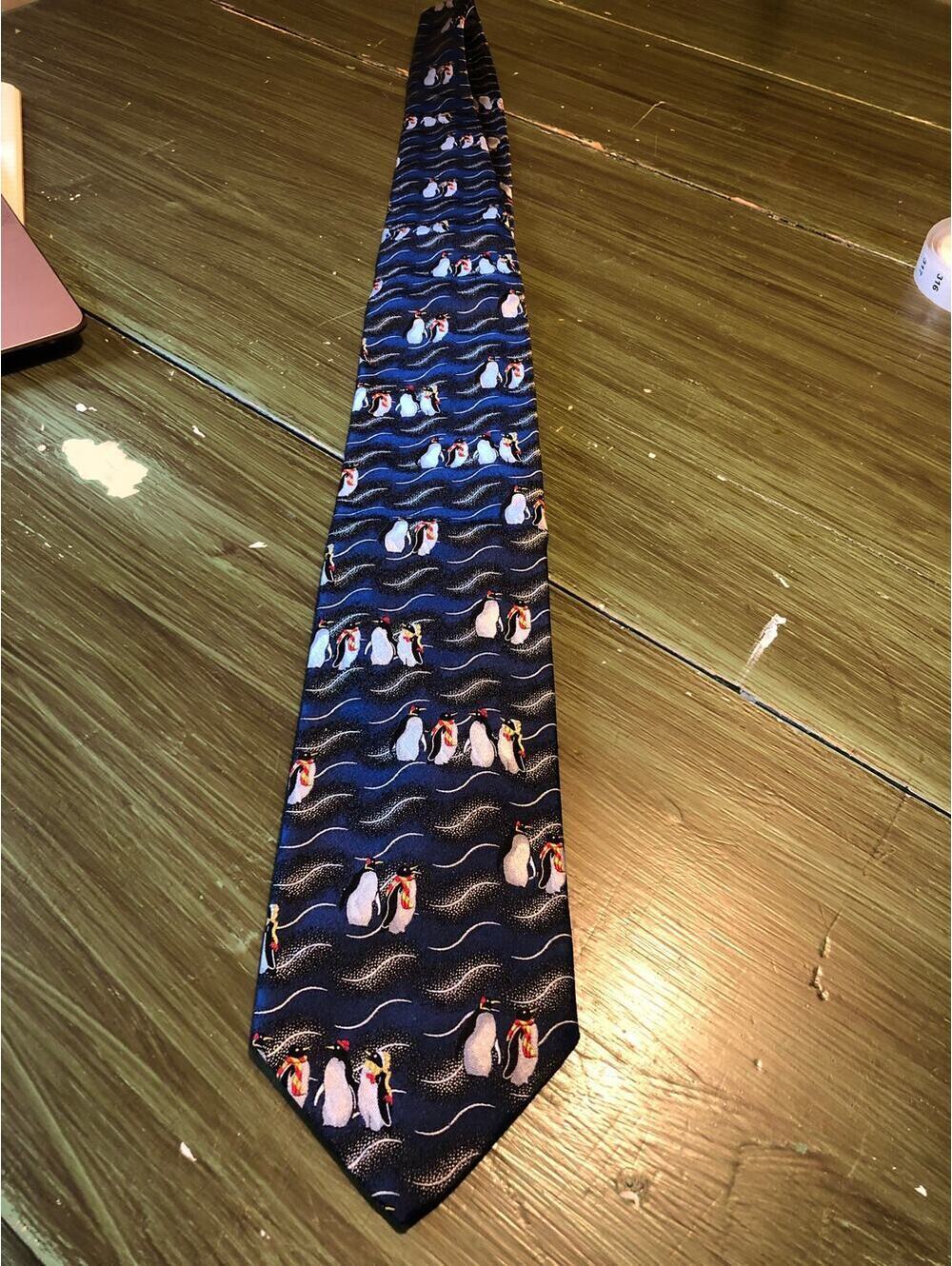 Robert Talbott NWOT Blue Silk Penguin Necktie